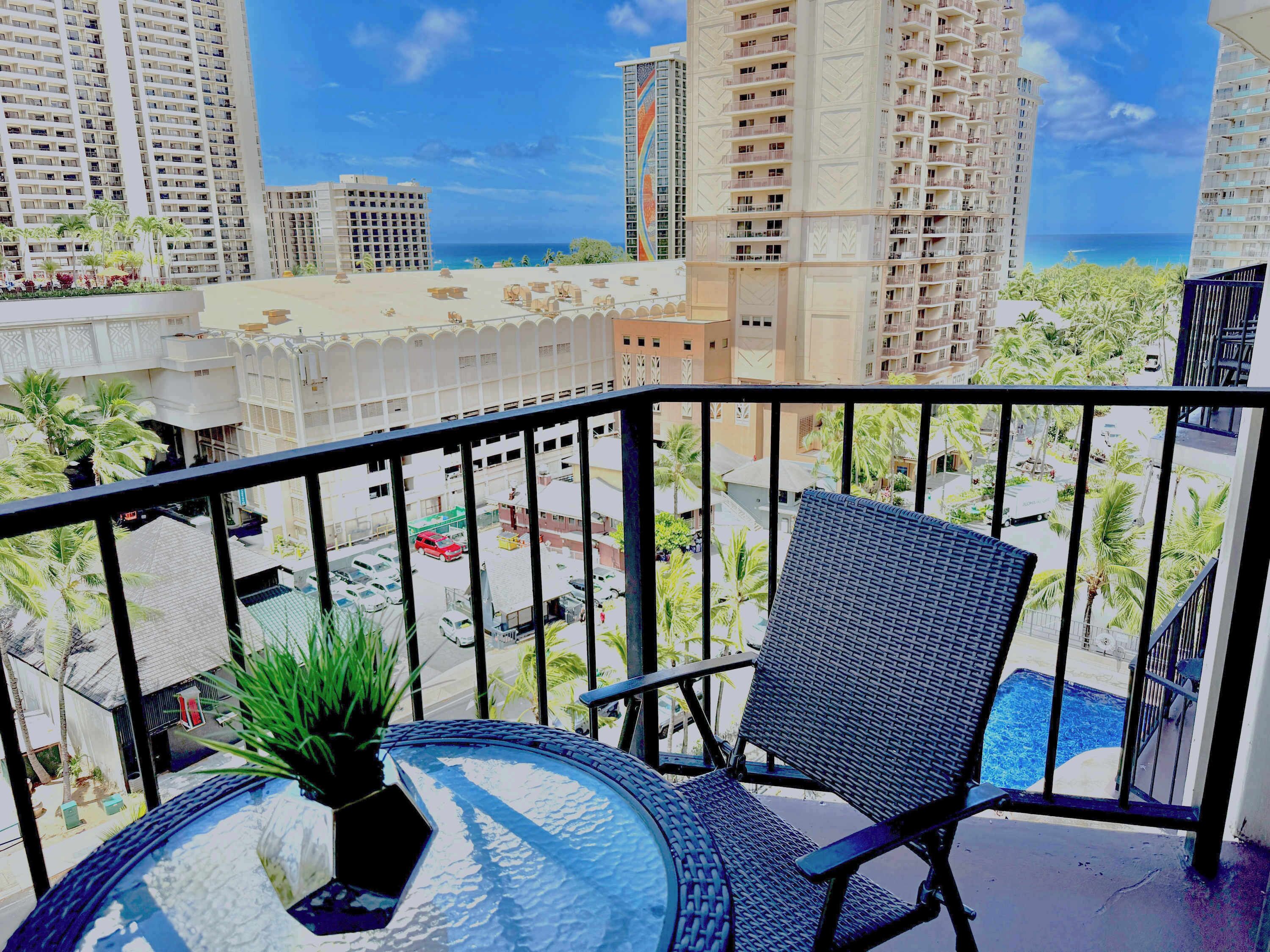 Waikiki Ocean View Studio, 3Beds, 1 Block to Beach - Photo 11
