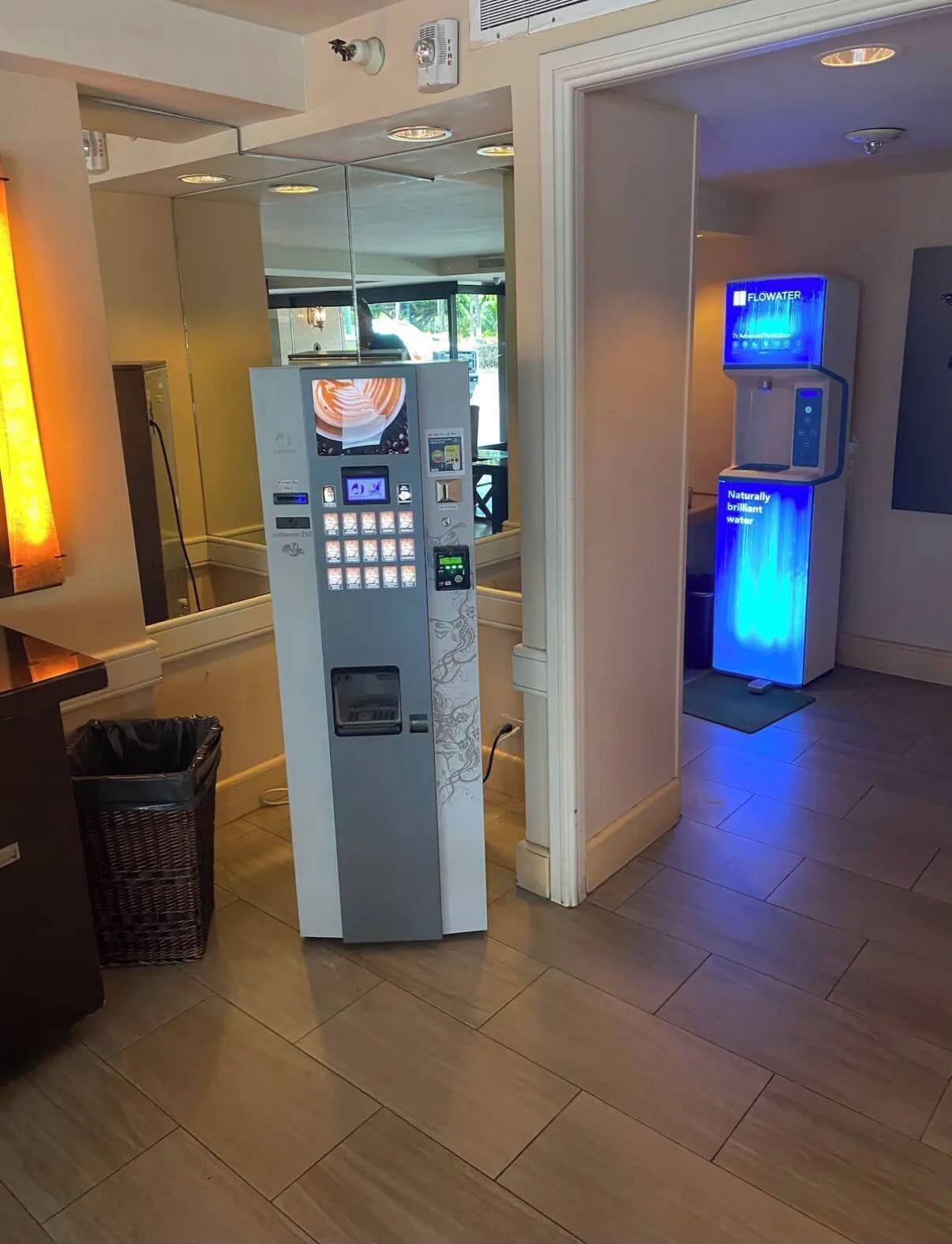 Waikiki Ocean View Studio, 3Beds, 1 Block to Beach - Photo 22