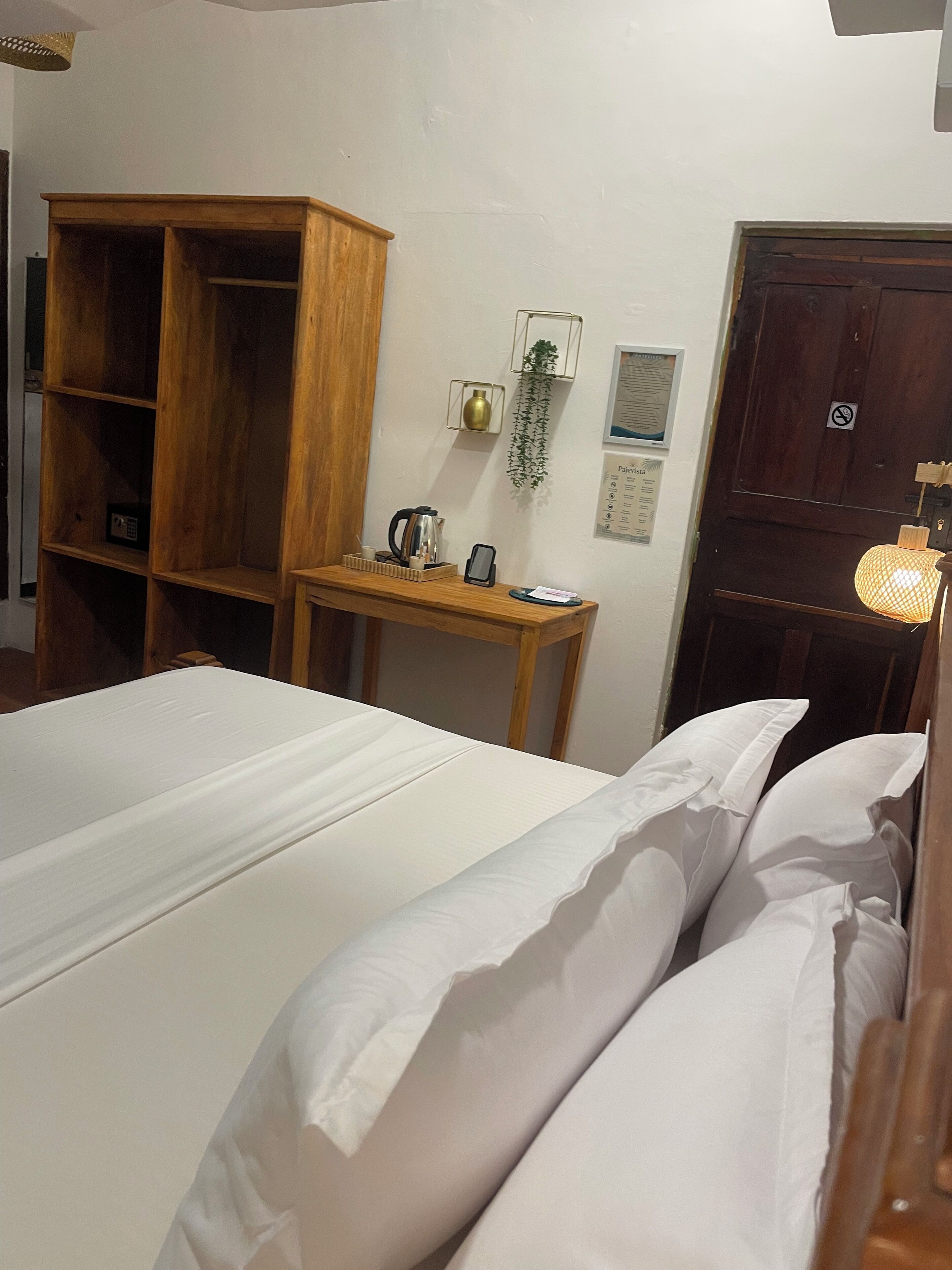 1 chambre, accès Internet, draps fournis