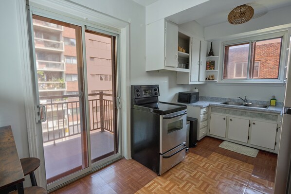 Microwave, oven, stovetop