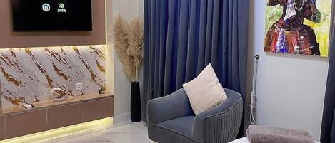 1 chambre, fer et planche à repasser, Wi-Fi, draps fournis