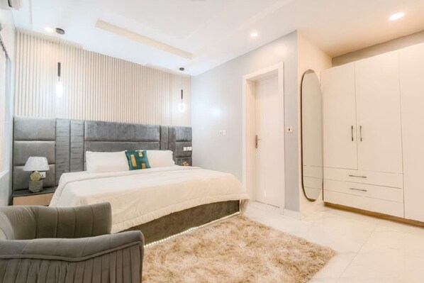 1 bedroom, iron/ironing board, WiFi, bed sheets