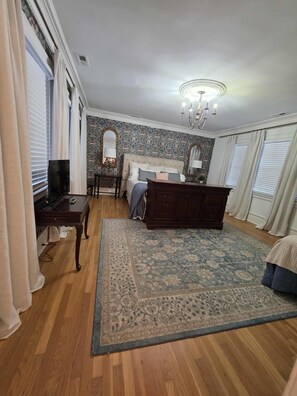 4 bedrooms, free WiFi, bed sheets