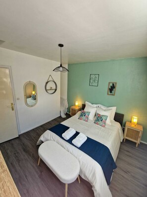 1 bedroom, iron/ironing board, travel cot, free WiFi