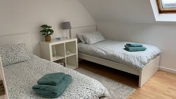 2 bedrooms, WiFi, bed sheets