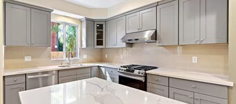 Charming 2-bedroom/3 bathrooms unit in Pasadena with central AC