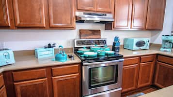 Microwave, oven, stovetop, dishwasher