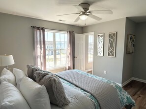 3 bedrooms, iron/ironing board, Internet, bed sheets