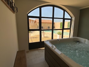 House | Interior detail