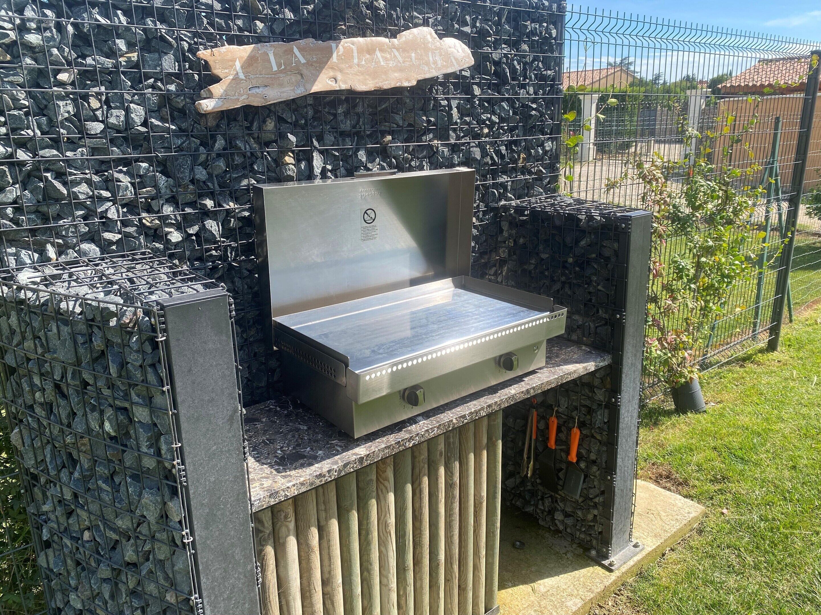 하우스 | 숙박 시설 구내