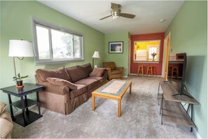 Smart TV, books, offices, computer monitors