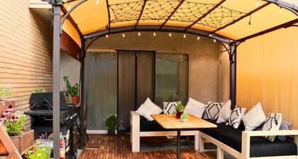 Charming 1-bedroom apartment in downtown Kelowna with patio living space