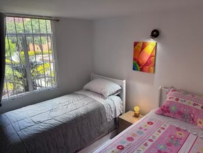 2 bedrooms, iron/ironing board, Internet, bed sheets