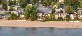 3BR Beach Apartment | The Beachside Co.