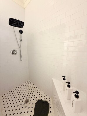 Haartrockner, Handtücher