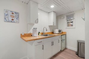 Microwave, coffee/tea maker