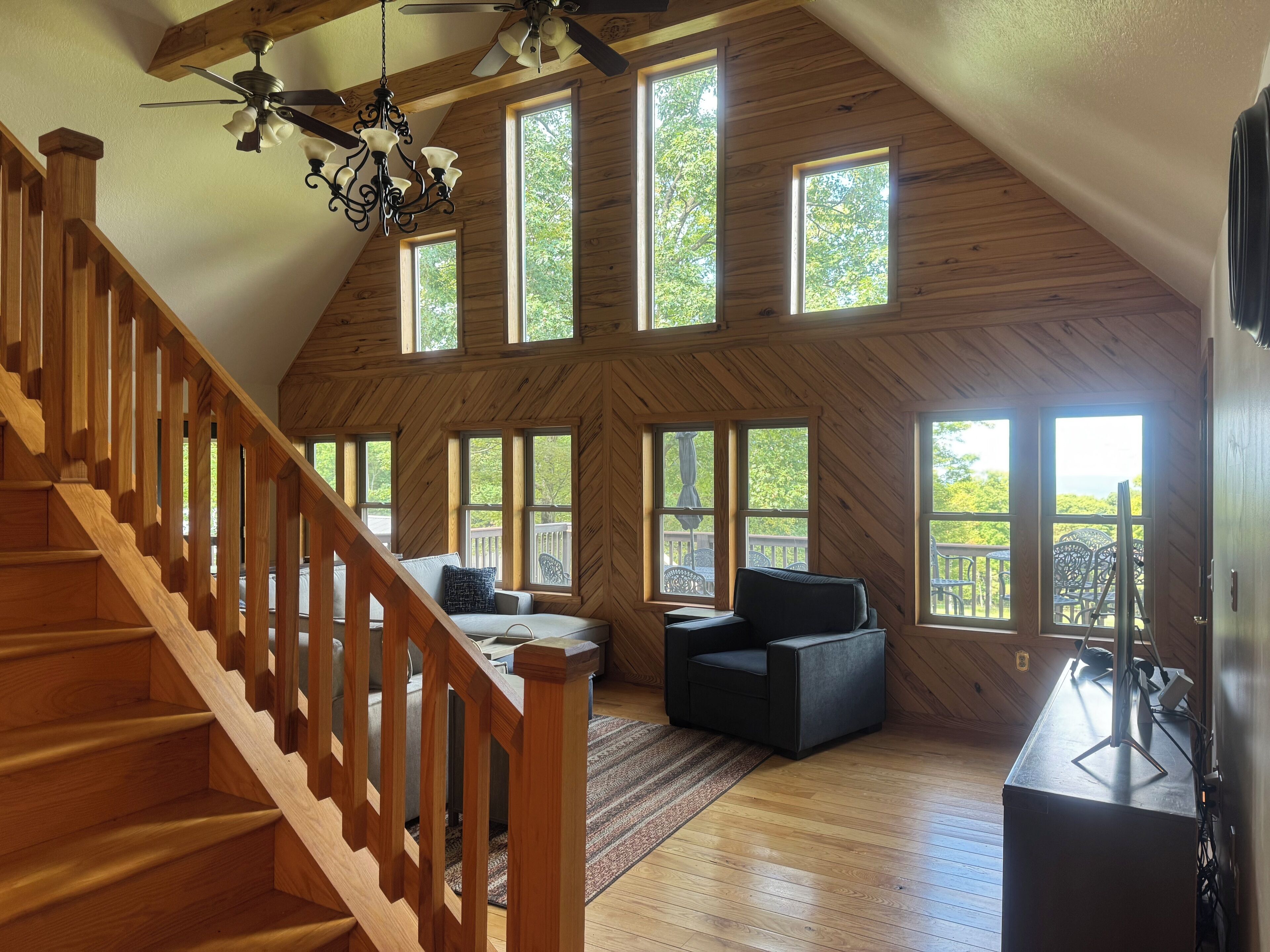 Télévision, cheminée