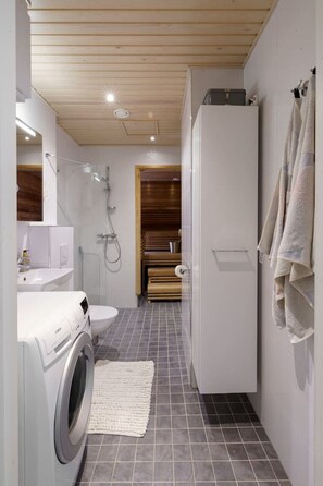 Haartrockner, Toilettenpapier
