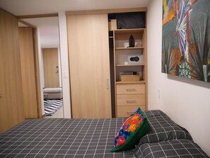 2 bedrooms, in-room safe, WiFi, bed sheets