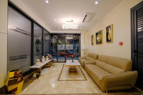Interior entrance. Hôtel-appart Boumellit