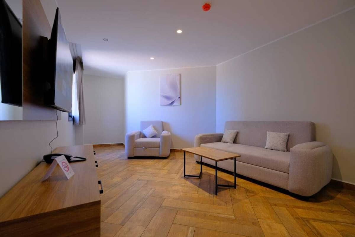 Suite Luxe, 2 chambres | Coin séjour