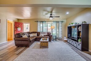 Smart TV, DVD player, books
