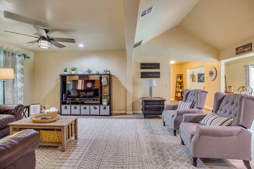 Heated Pool! Family-friendly House with Coffee Bar