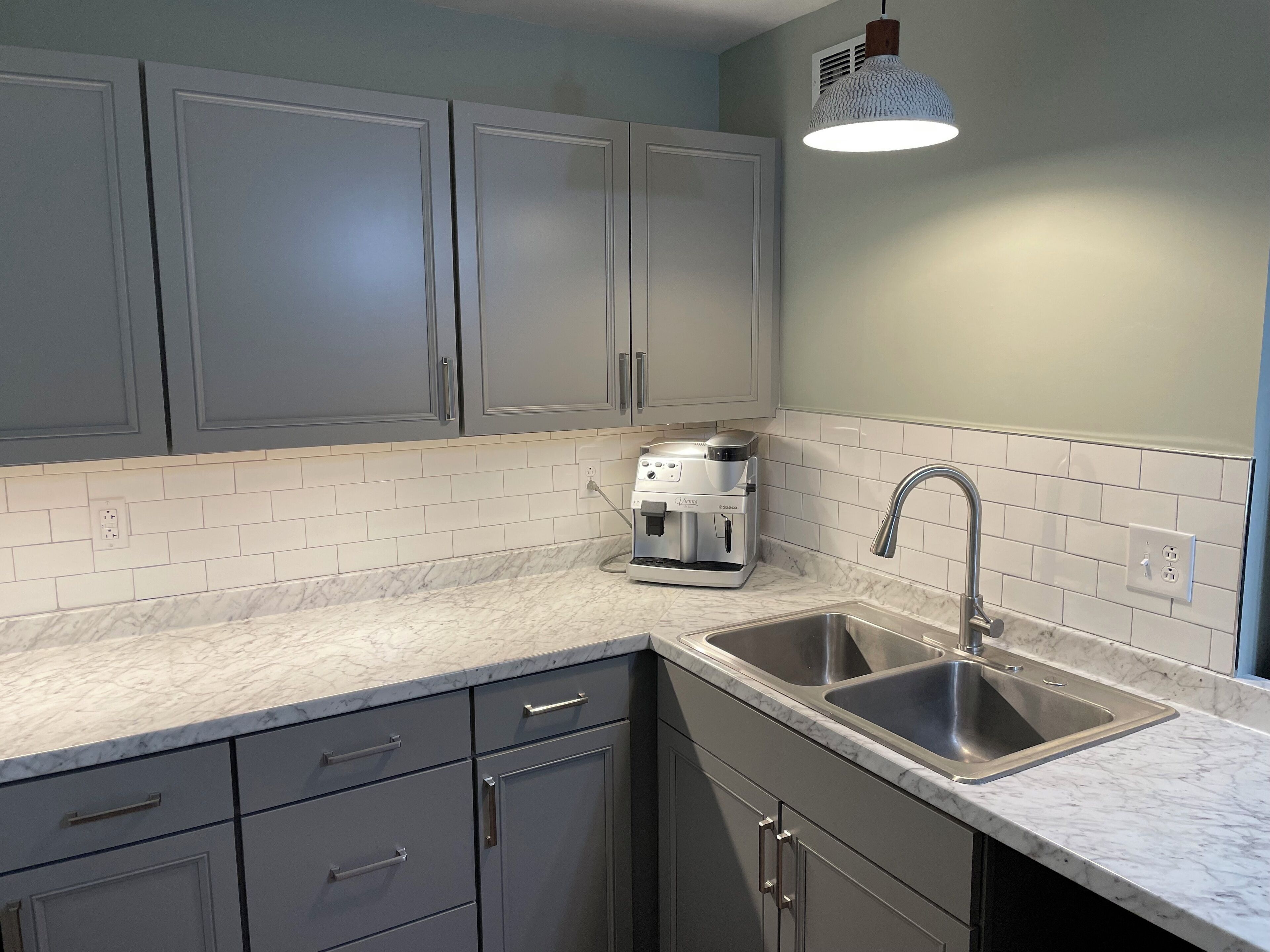 Micro-ondes, four, plaque de cuisson