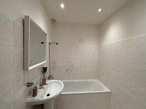 Bathroom - Prague Deluxe City Center Apartment (Hlavní město Praha)