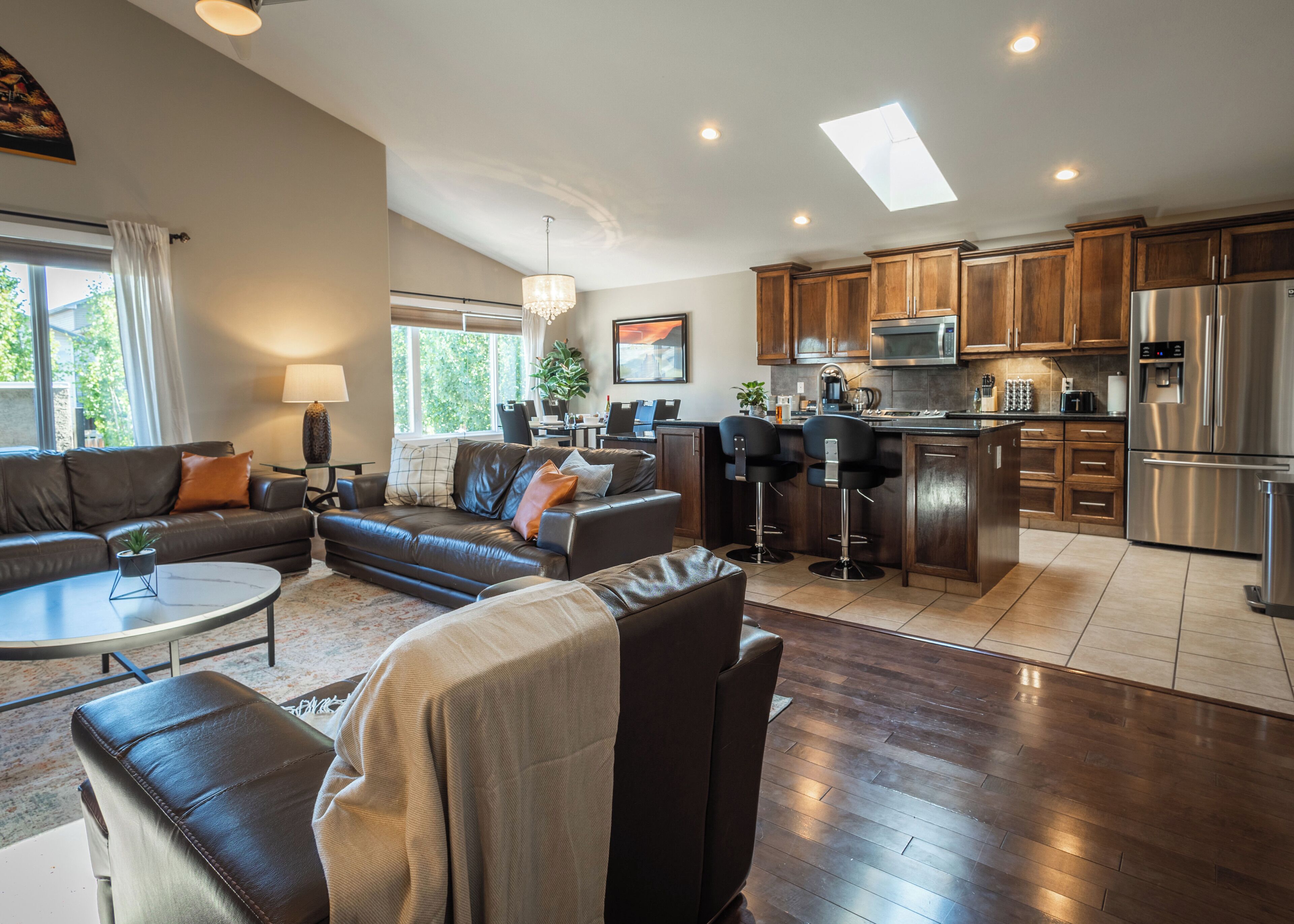 Télévision, cheminée