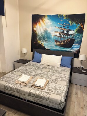 1 bedroom, WiFi, bed sheets