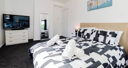 The Oak 3-bedroom house in Birmingham Selly Oak