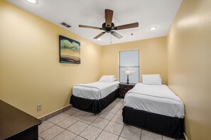 10 bedrooms, iron/ironing board, free WiFi, bed sheets