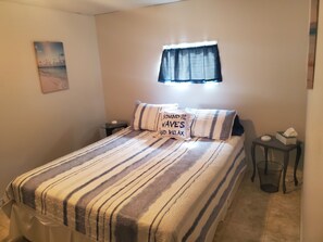 2 bedrooms, WiFi, bed sheets