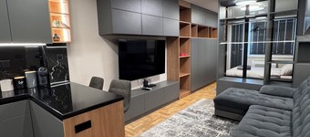 Family and Business apartment. Free street parking.