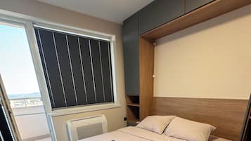 1 bedroom, iron/ironing board, free WiFi, bed sheets
