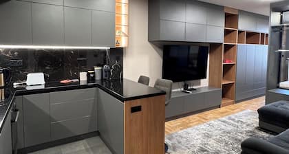 Family and Business apartment. Free street parking.