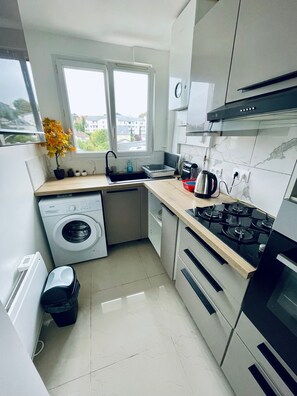 Microondas, horno y parrilla de estufa 