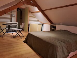 4 chambres, draps fournis