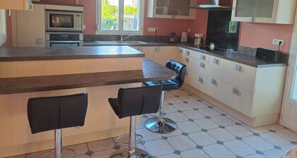 House 7/8 persons, with garden near Honfleur/Deauville