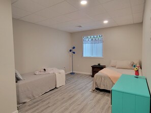 5 slaapkamers, reisbedje, gratis wifi, beddengoed