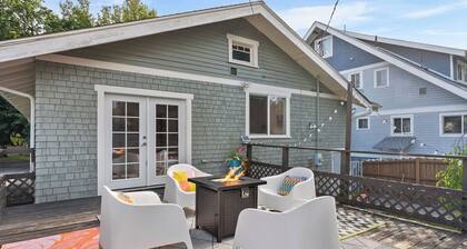 Cozy, colorful Manito bungalow