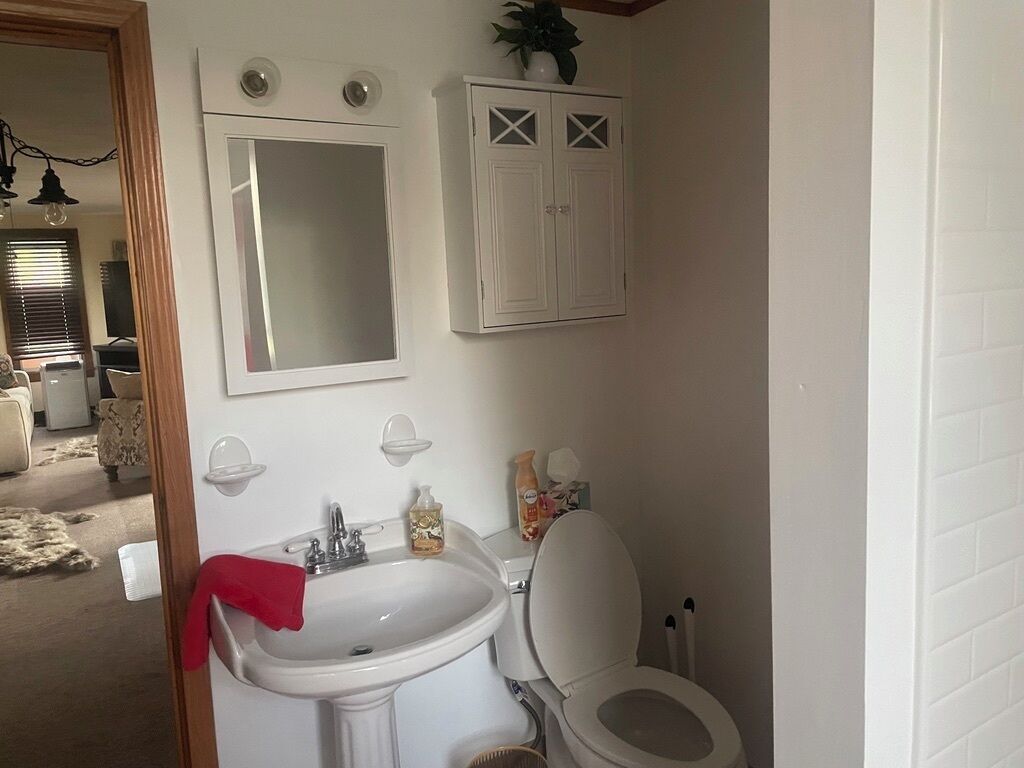 風筒、提供毛巾、廁紙