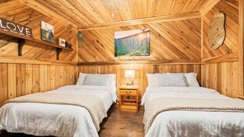 3 bedrooms, desk, free WiFi, bed sheets