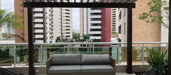 Compacto de luxo - One Milênio Cocô