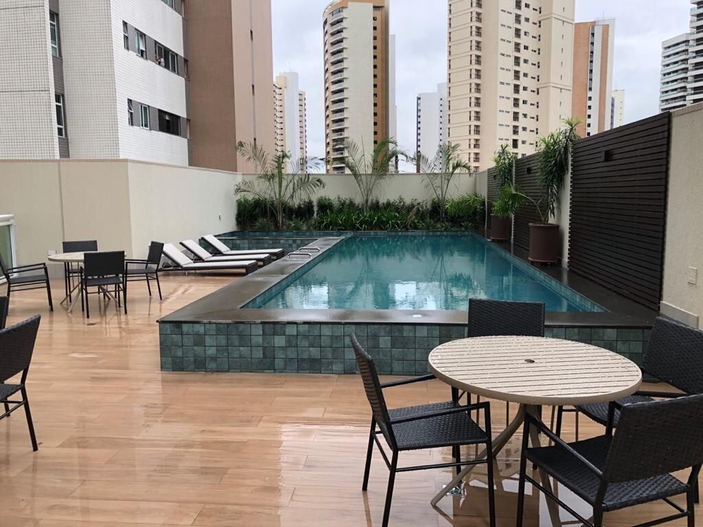 Studio Deluxe, 1 grand lit, vue ville | Piscine