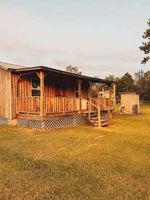 Exterior - Nana + Papa's Place: Rustic Pondside Cabin (Soperton)