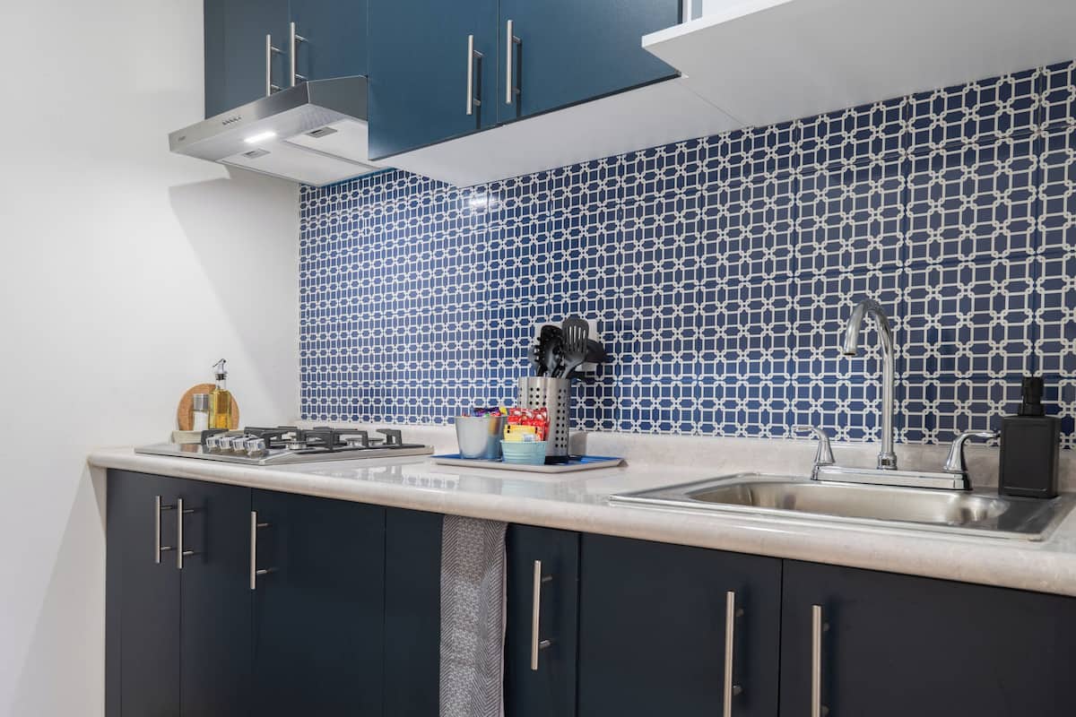 Comfort Apartment, 2 Bedrooms | Private kitchen | Full-sized fridge, microwave, stovetop, toaster