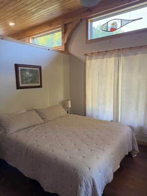 2 bedrooms, bed sheets