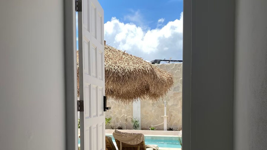 Palm Beach Vacaysuites - Bamboo Suite - Studio